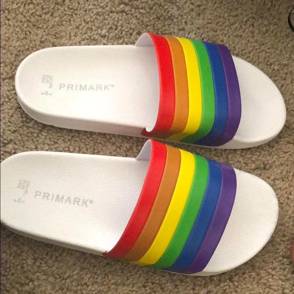 Rainbow Slides 🌈